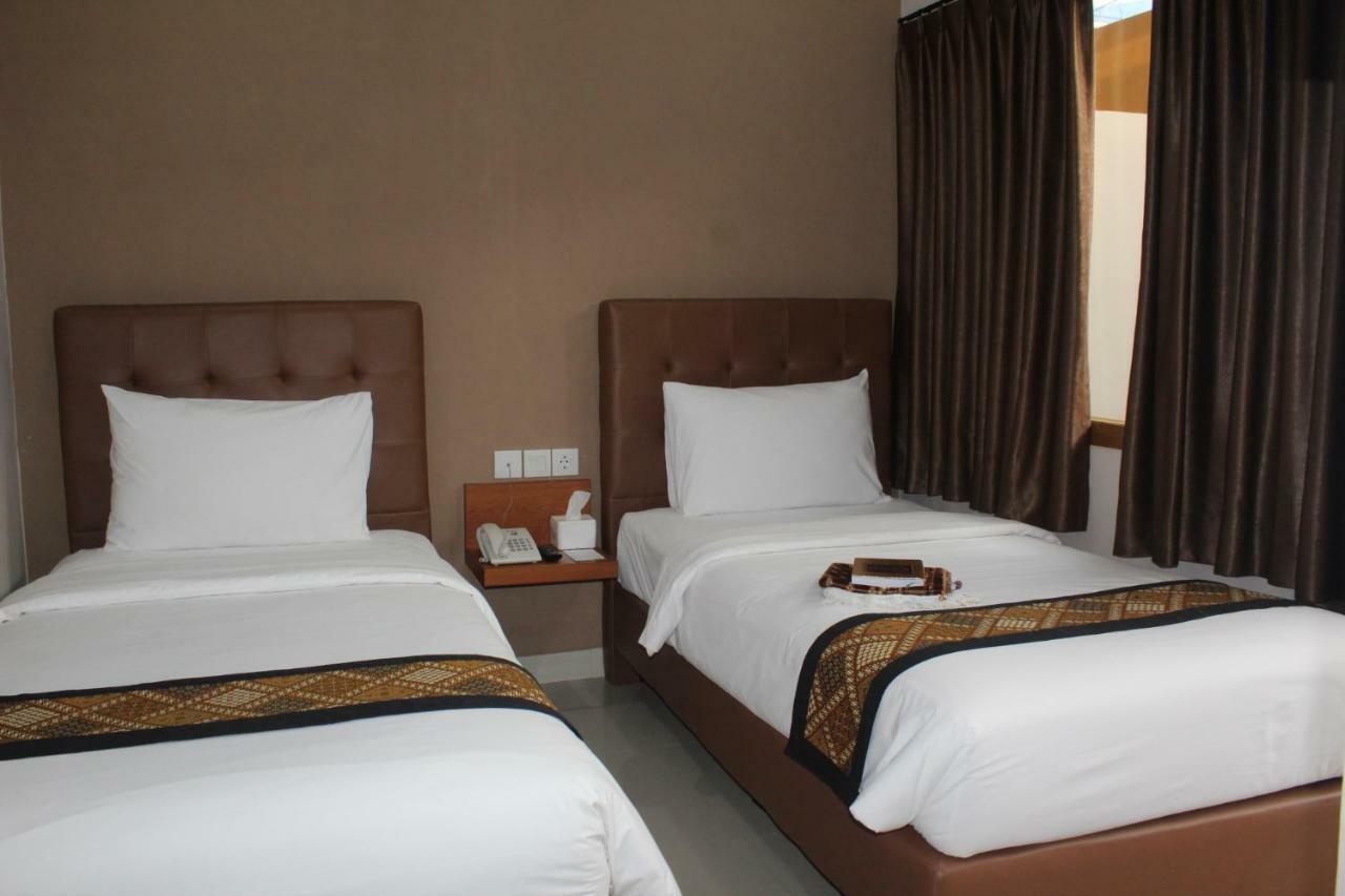 Mr J Hotel Tegal (Central Java)