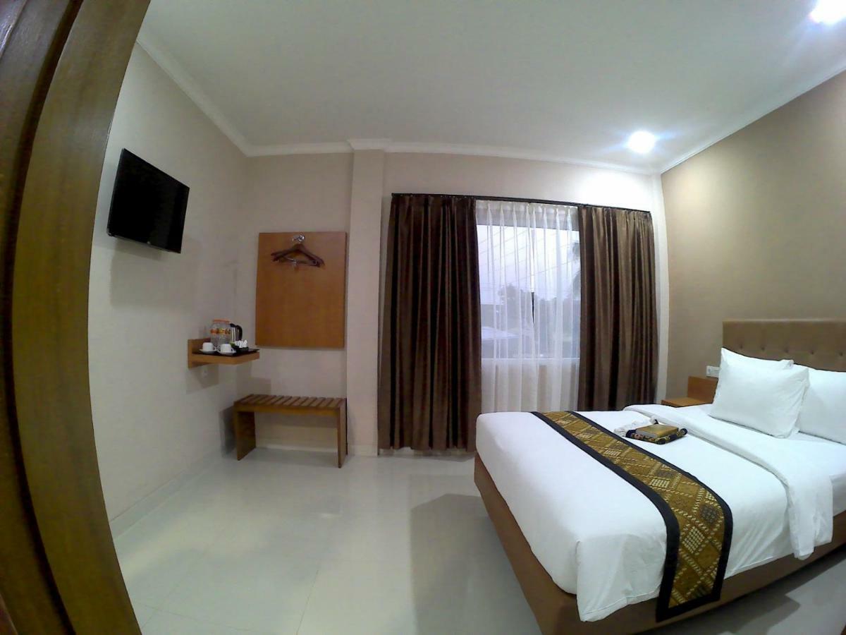 Hotel Mr J